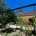 Tony\'S Garden House